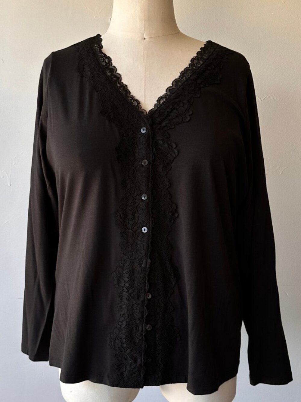 Me by Jennie Garth Button Up top 1X